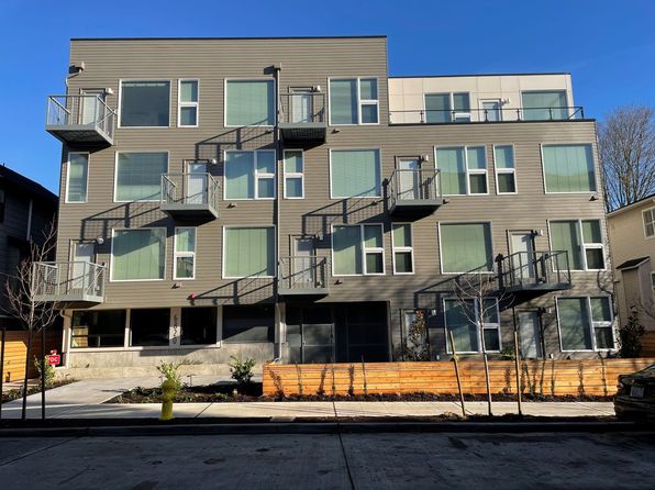 6820 Oswego Pl NE #408