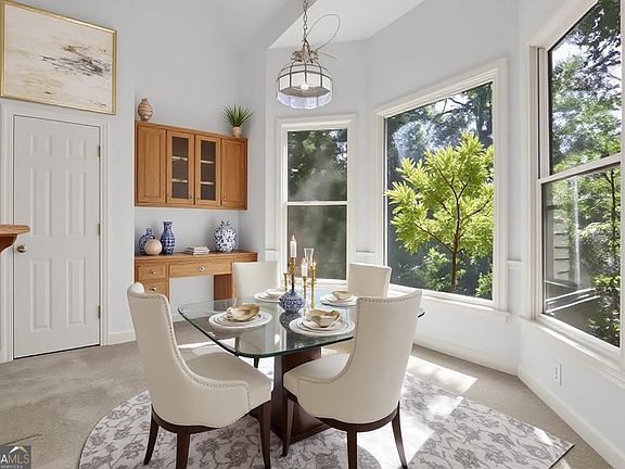 5th image of 3760 Colonial Trl SW