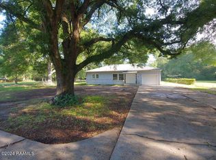 1101 Poinciana Ave, Mamou, LA 70554