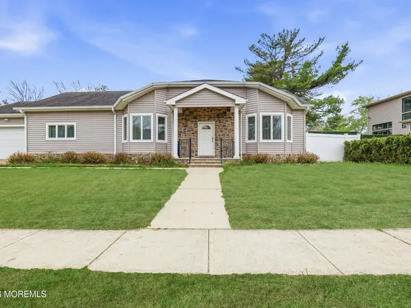 1524 Redondo Lane, Lakewood, NJ 08701