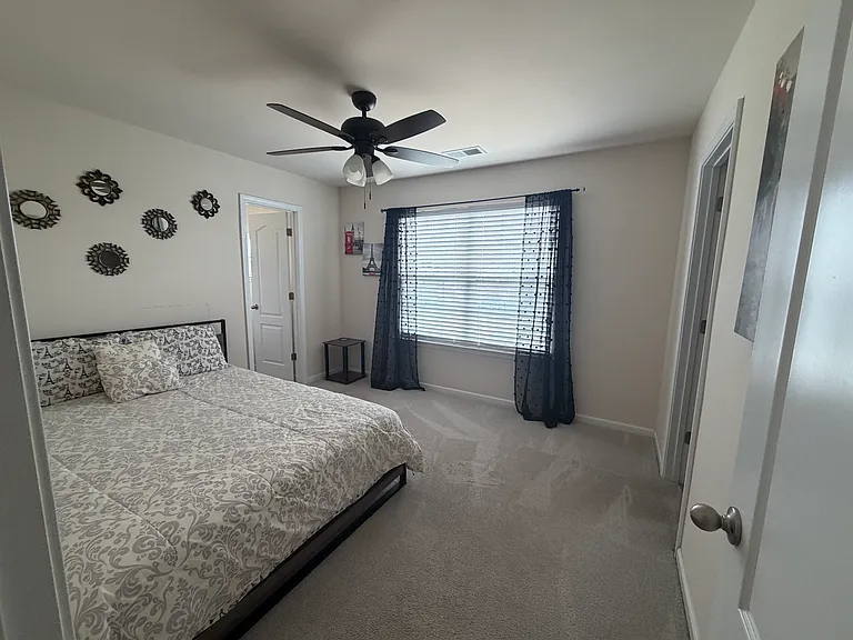 16031 Harbor Hill Dr — Photo 8
