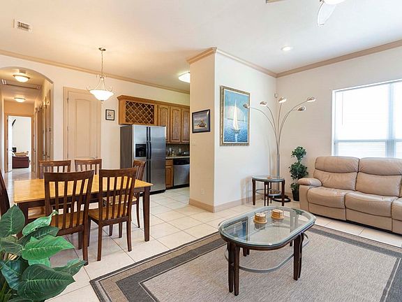 5th image of 117 E Campeche St #4