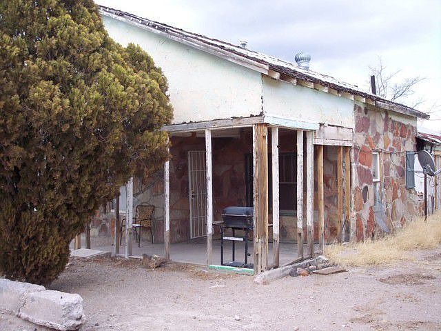 1st image of 609 Kopra St