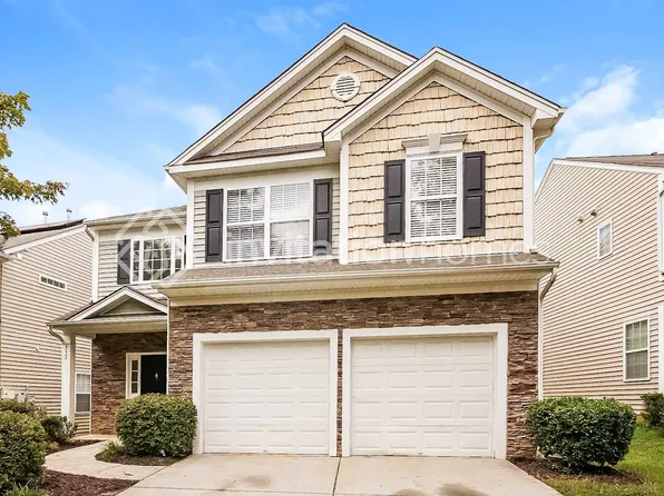 532 Knothole Ln, Charlotte, NC 28214