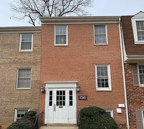 2nd image of 736 Quince Orchard Blvd #10