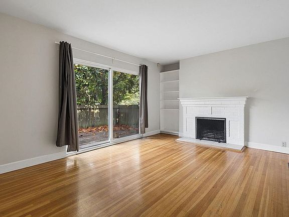 5th image of 5998 Larch St