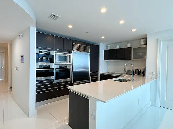 17001 Collins Ave #4204 — Photo 8