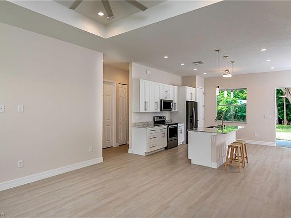 5th image of 27917 Carl Cir
