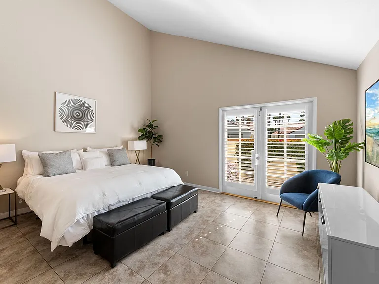 43754 Avenida Alicante — Photo 11