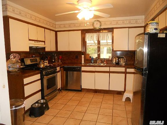 3rd image of 187 Southaven Ave