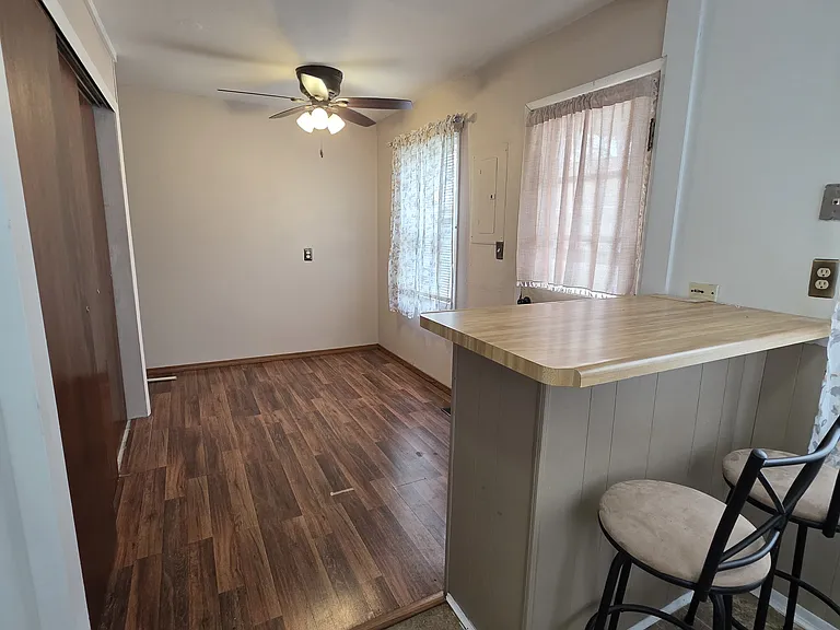 718 S Judkins Ave — Photo 7