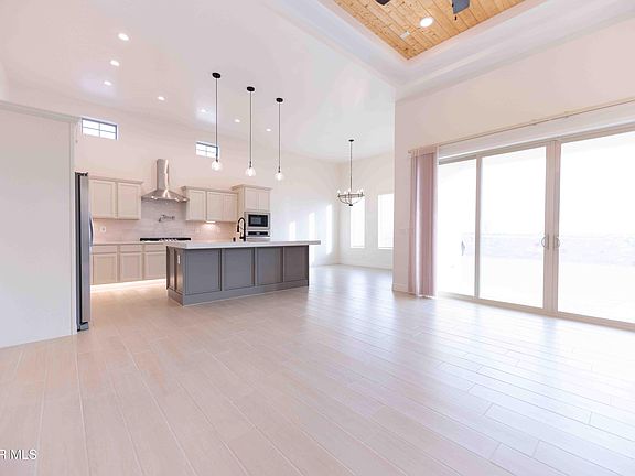 5th image of 12864 Prestbury Ave