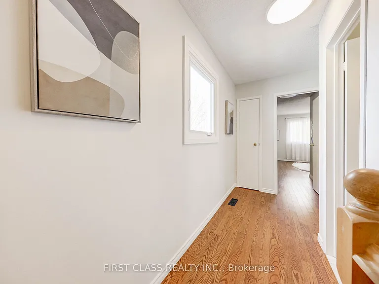 85 Madsen Cres — Photo 20