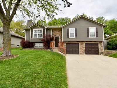 2609 NW Richard Dr, Blue Springs, MO, 64014