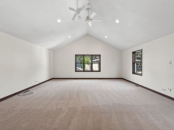5th image of 1897 Feronia Ave