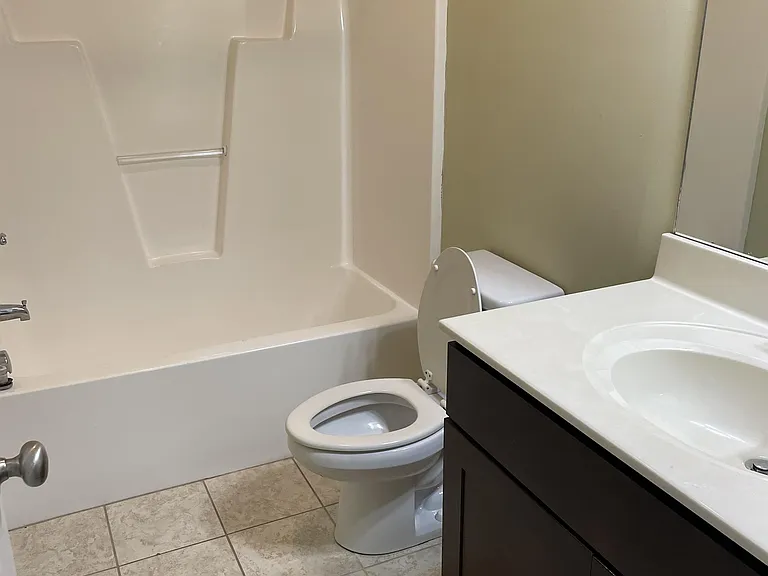 180 Rowse Dr #1 — Photo 12