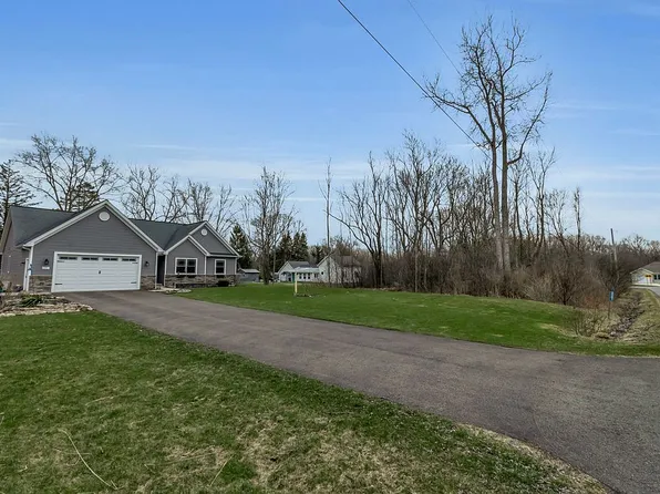 6981 Clinton St, Elma, NY 14059