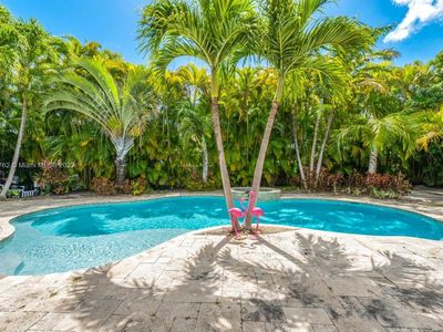 3745 Pine Tree Dr, Miami Beach, FL, 33140