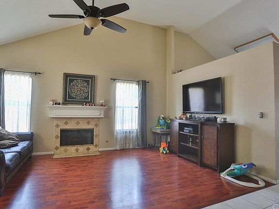 2nd image of 5648 N Darleese Ct