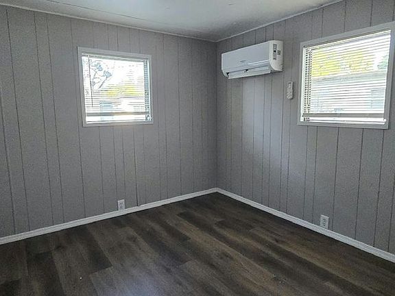 5th image of 1310 Fleming Ave Lot C63