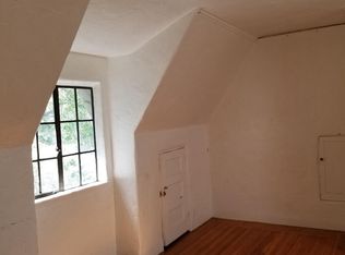 3036 Richmond Blvd, Oakland, CA 94611