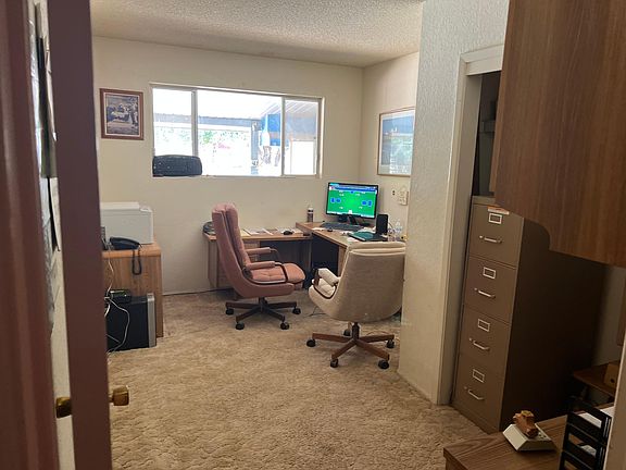 4th image of 3921 W Yorkshire Dr