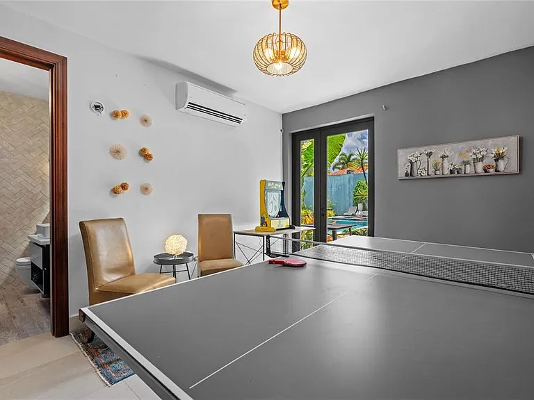 370 Dorado Bch E — Photo 39