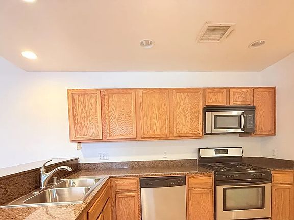 5th image of 66386 Flora Ave #B