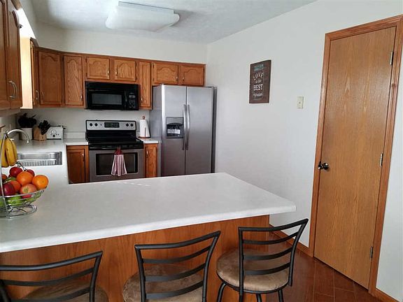 4th image of 539 Ingram Dr