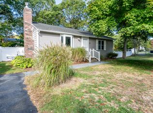 545 Lincoln Rd, Barnstable, MA 02630