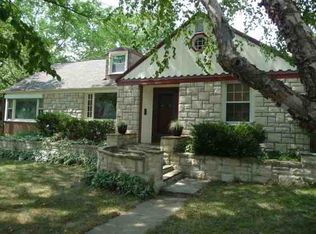 1935 SW Collins Ave, Topeka, KS 66604