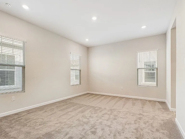 5023 E Gallop Way — Photo 12
