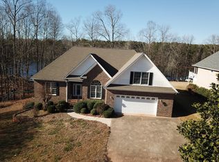 175 Shore Heights Dr, Inman, SC 29349