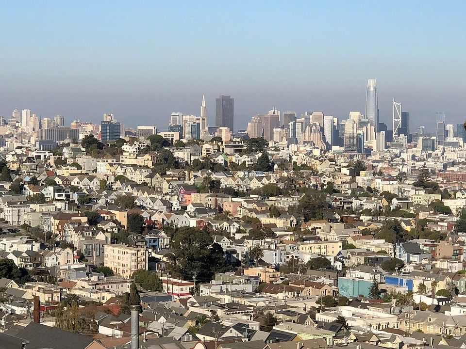 spectacular views of downtown