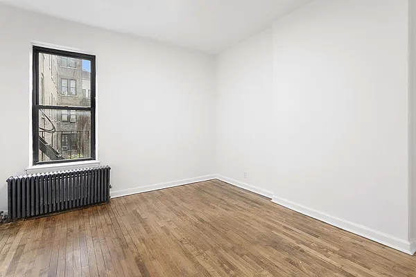 Rented by Compass | media 30