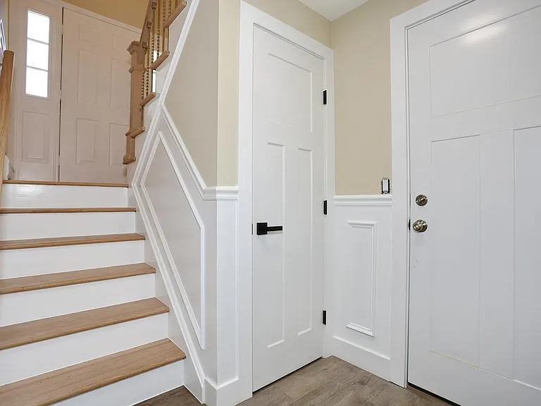 415 Goffle Rd — Photo 23