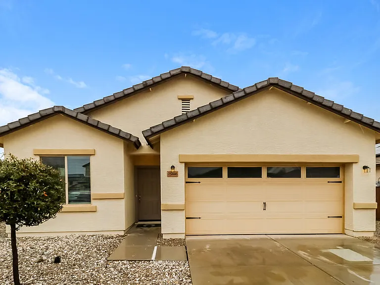 25446 W Carson Dr — Photo 1