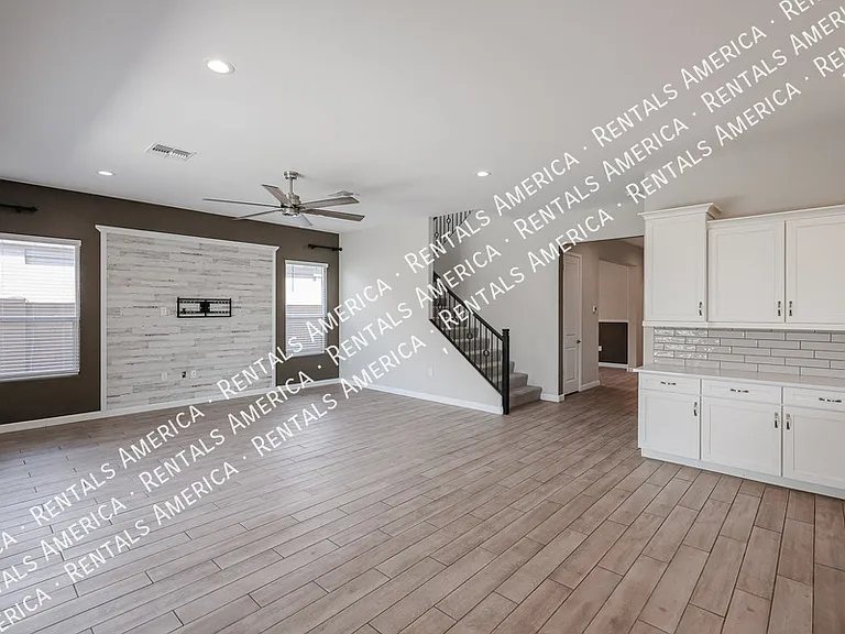 1829 E Saguaro Park Ln — Photo 22