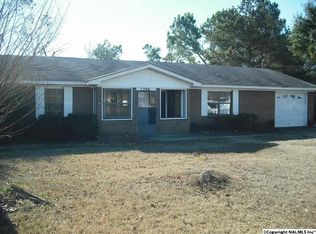 1206 Highpoint Rd, Albertville, AL 35950