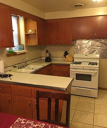 5th image of 7517 W Fullerton Ave