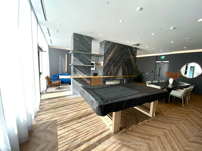 500 Dupont St #618 — Photo 21