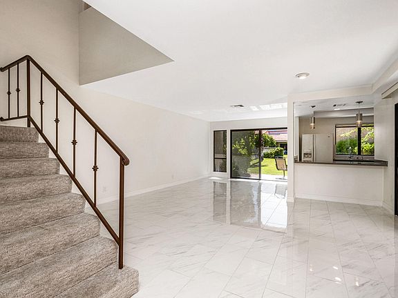 4th image of 355 S Calle Jasmin