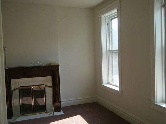 2nd image of 3820 Louisiana Ave