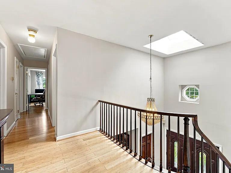 315 Pheasant Hill Dr — Photo 15