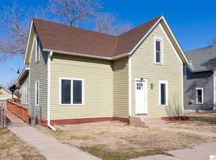 1717 N Nebraska Ave, York, NE 68467