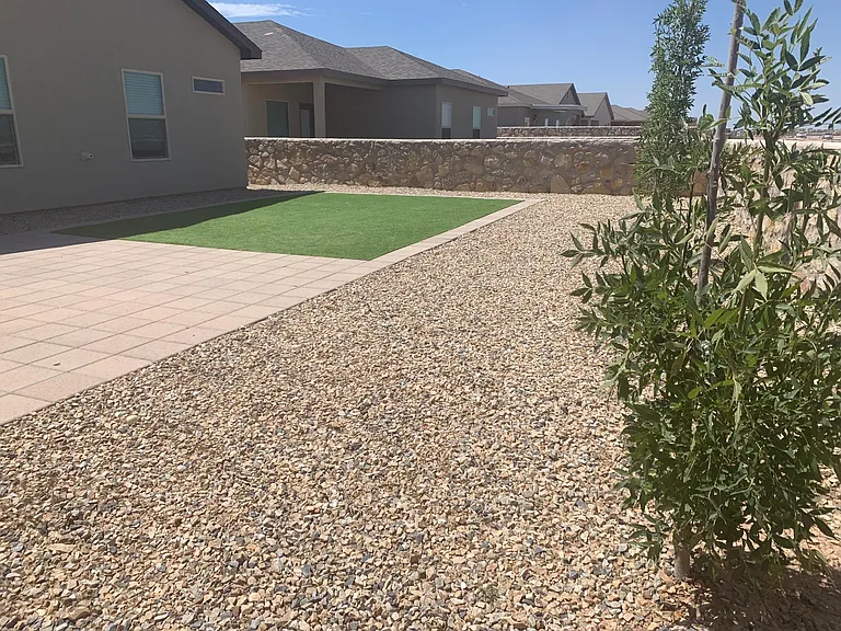 7165 Meridian St — Photo 30