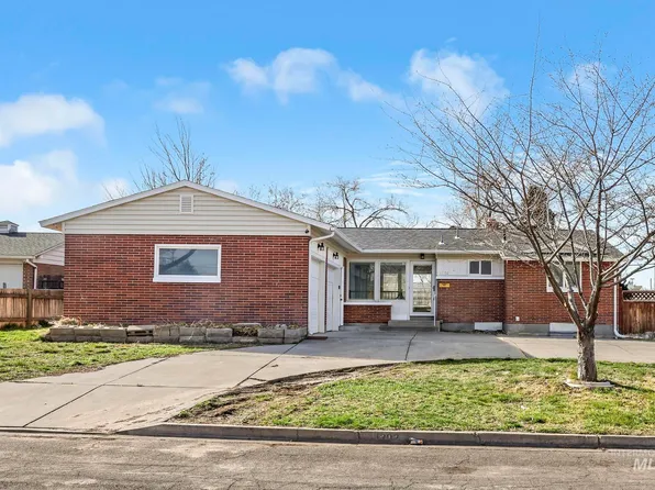 1302 Fremont Dr, Twin Falls, ID 83301