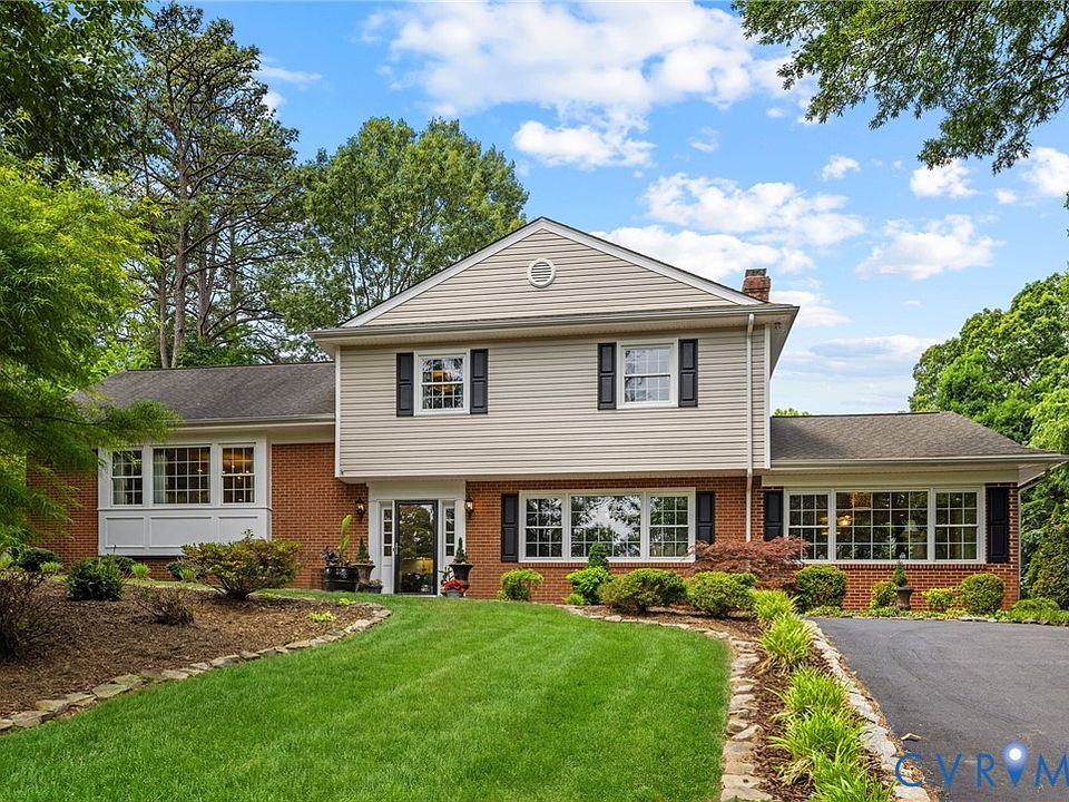 1st image of 1940 Belleau Dr