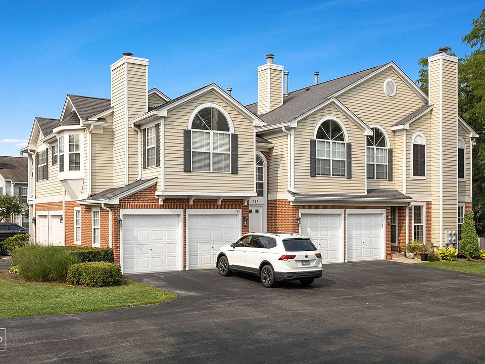1st image of 787 Grosse Pointe Cir