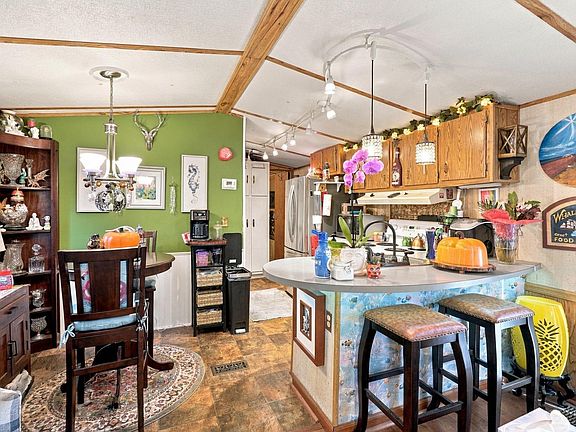 3rd image of 1497 Seaward Lane